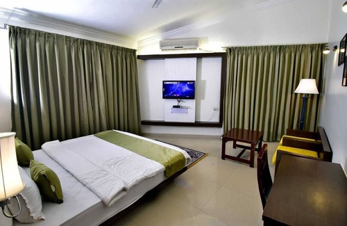 Nashik Hotel | CAVES COUNTY RESORT
