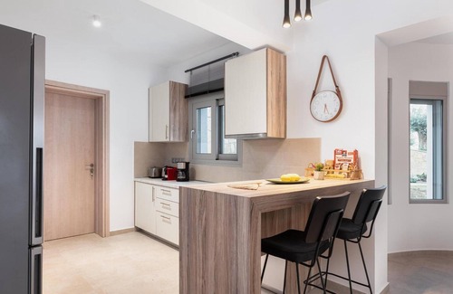 Isthmia House | Cavos Boutique Homes