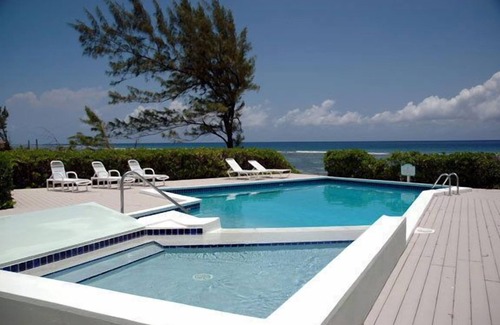 North Side Condo | Cayman Breeze - A Luxury Beachfront Condo located at Rum Point/Cayman Kai
