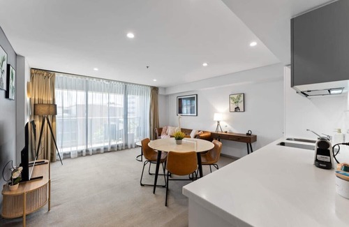 Adelaide Central Business District Apartment | CBD 1BR Apt-104 North Terrace-Walkable/CityView