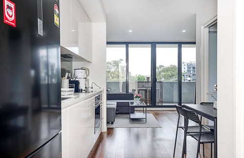 Braddon Apartment | CBD 2BR Apt perfect for Business stay or holiday