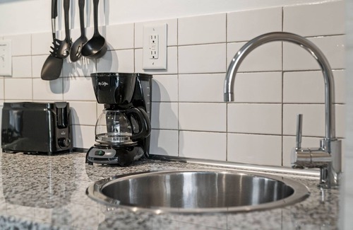 Brookwood Apartment | (CCJ) Hidden Gem, Well Equipped Studio Perfect for Business Travel