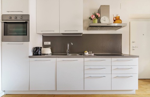 Duomo Apartment | CDT Duomo - Three Bedroom Apartment, Sleeps 6