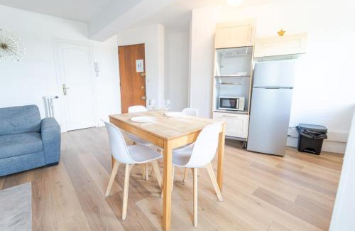 La Fuye-Velpeau Apartment | Ce rêve bleu
