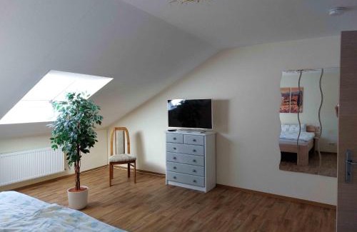 Pohlde Apartment | Cebullas Ferienwohnung