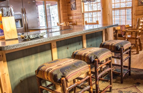 Saugatuck Cabin | Cedar Creek Lodge- Cozy Rustic Luxury Cabin- Kingfisher Cove