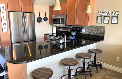 Camdenton Condo | Cedar Glen Lofthouse, Sleeps 8, 2 Heated Pools, Close to Ballpark