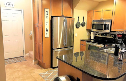 Camdenton Condo | Cedar Glen Lofthouse, Sleeps 8, 2 Heated Pools, Close to Ballpark
