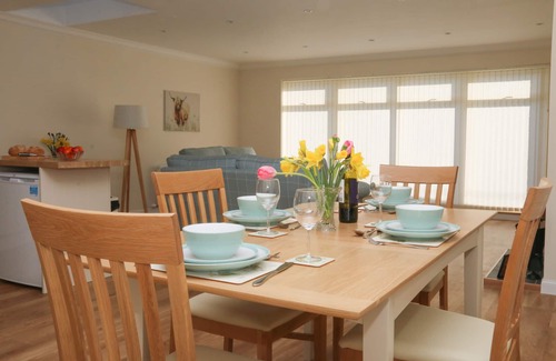 Laurencekirk Cottage | Cedar Holiday Cottage, an amazing place for a holiday in Aberdeenshire, Scotland