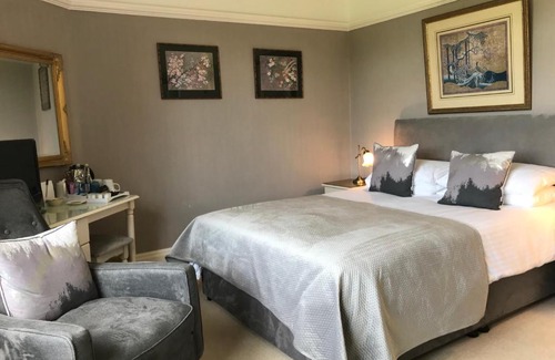 Old Cleeve Bed & Breakfast | Cedar House