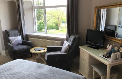 Old Cleeve Bed & Breakfast | Cedar House