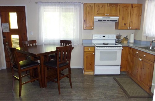 Swansea Point House | Cedar Lake House at Alpine Village Resort