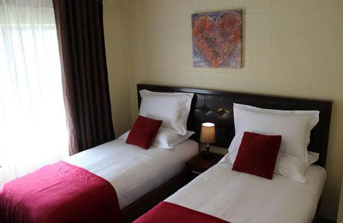 Hamilton North Hotel | Cedar Lodge Motel Hamilton