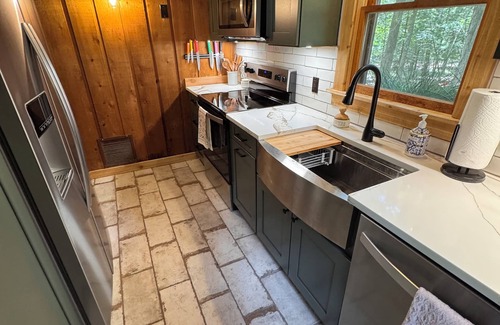 Drasco Cabin | Cedar Pines Cabin – Relax & Unwind in Peaceful Tannenbaum