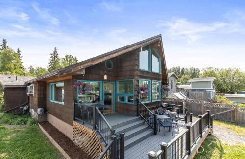 South Addition Apartment | Cedar Retreat; Downtown/trails/Westchester Lagoon