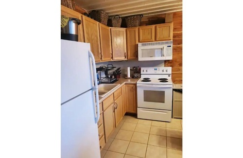 Wheeler County Cabin | Cedar River Retreat & Hideaway