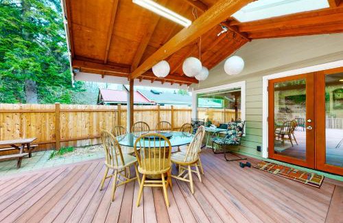 Maplewood House | Cedar River Retreat