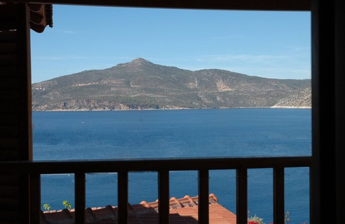Kalkan Villa | Cedar Villa, 50 yards from the Mediterranean.