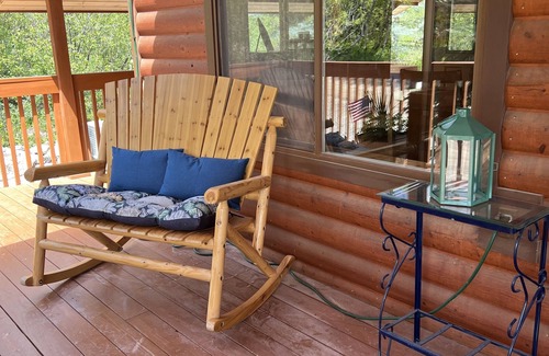 Thayne Cabin | Cedar Woods Cabin on beautiful Star Valley Ranch