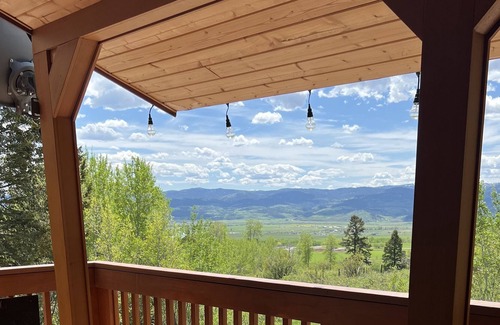 Thayne Cabin | Cedar Woods Cabin On Beautiful Star Valley Ranch