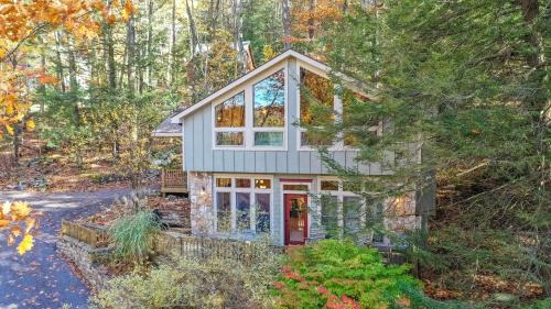 Oakland House | Cedars on the Rocks