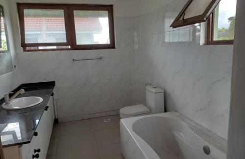 Dar es Salaam Villa | Cedrela Villa