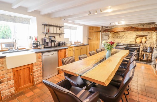 Cwmtirmynach Cottage | Cefn Nannau
