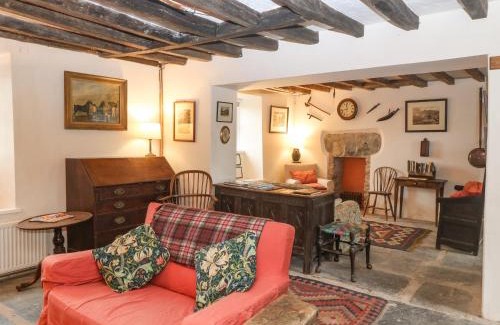 Pentre-Foelas House | Cefn y Gadfa