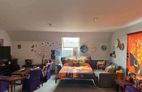 Shotts House | Celebrating or Relaxing 5-star farm stay with spa and more!