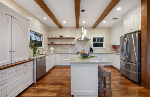 Napili House | Celebrity Home Across the Street From Beach! Pool With Slide, Pickleball, Gym!