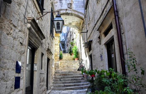 Dubrovnik Old Town Apartment | Celenga Apartments with free offsite parking