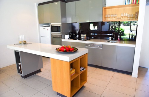 Magenta Shores House | Cely's Place at Magenta Shores