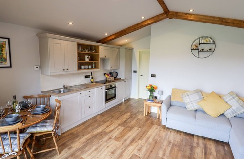 Ruthin Cottage | CELYN, romantic, character holiday cottage in Cyffylliog