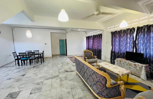 Batu Buruk House | Cendana Residence Homestay 5 @ Kuala Terengganu City