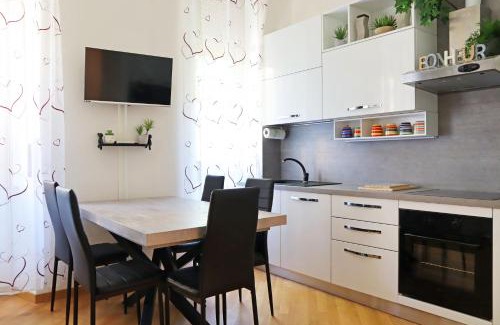 Simonetta Apartment | Cenisio Comfort House