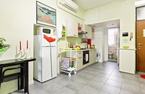 Milan Apartment | Cenisio & Sempione Cosy Flat