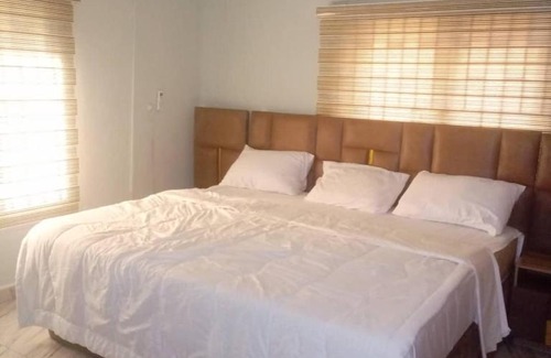 Benin City Hotel | Cenlott Apartment & Suites