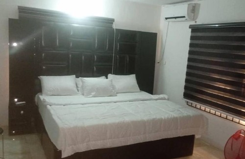 Benin City Hotel | Cenlott Apartment & Suites