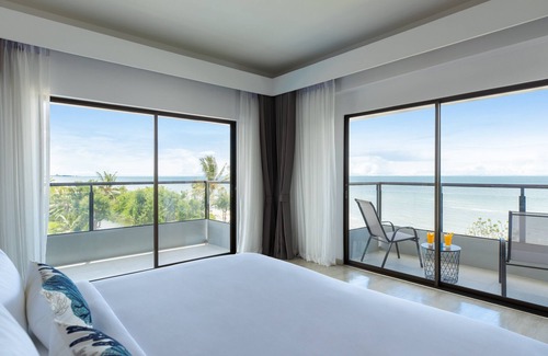 Phetchaburi Hotel | Centara Life Cha-Am Beach Resort Hua Hin