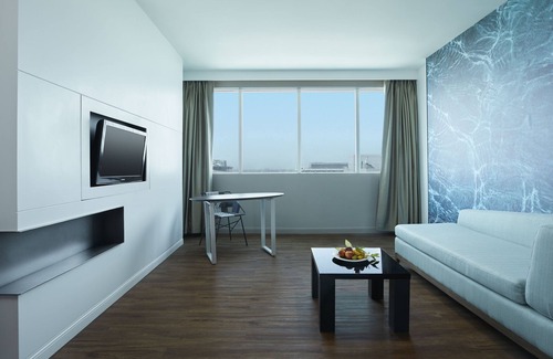 Thung Song Hong Hotel | Centara Life Government Complex Hotel & Convention Centre Chaeng Watthana