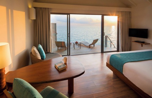 Giravaru Resort | Centara Ras Fushi Resort & Spa Maldives