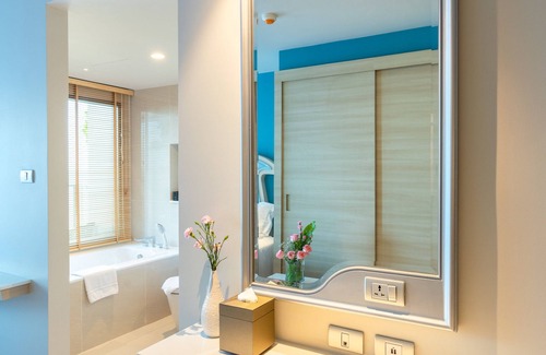 Tha Thaewawong Hotel | Centara Sonrisa Residences & Suites Sriracha