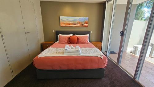 Bright House | Centenary Peaks Riverview Townhouses Bright