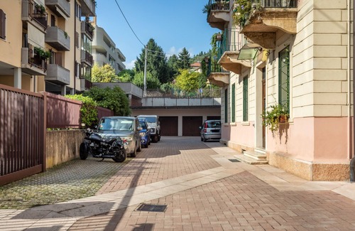 Borgo Trento Apartment | [Center] Elegant apartment with private parking - 7 guests