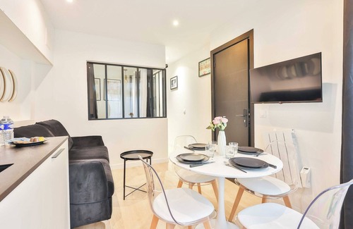 Val-de-Grace Apartment | Center of Paris in Jardin Luxembourg