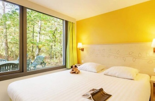Chaumont-sur-Tharonne House | Center Parcs - Domaine des Hauts de Bruyeres - Eden Cottage Comfort 5 Rooms 8 People