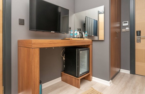 Kartal Apartment | Center Suite