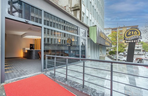 Kartal Apartment | Center Suite