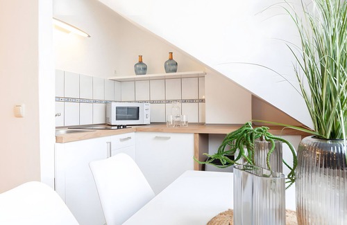 Suedviertel Apartment | Centerapartment | near fair & Grugahalle & city
