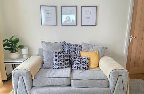 The Westside Apartment | Central 1-Bed Flat near Broad St, NIA and Mailbox
